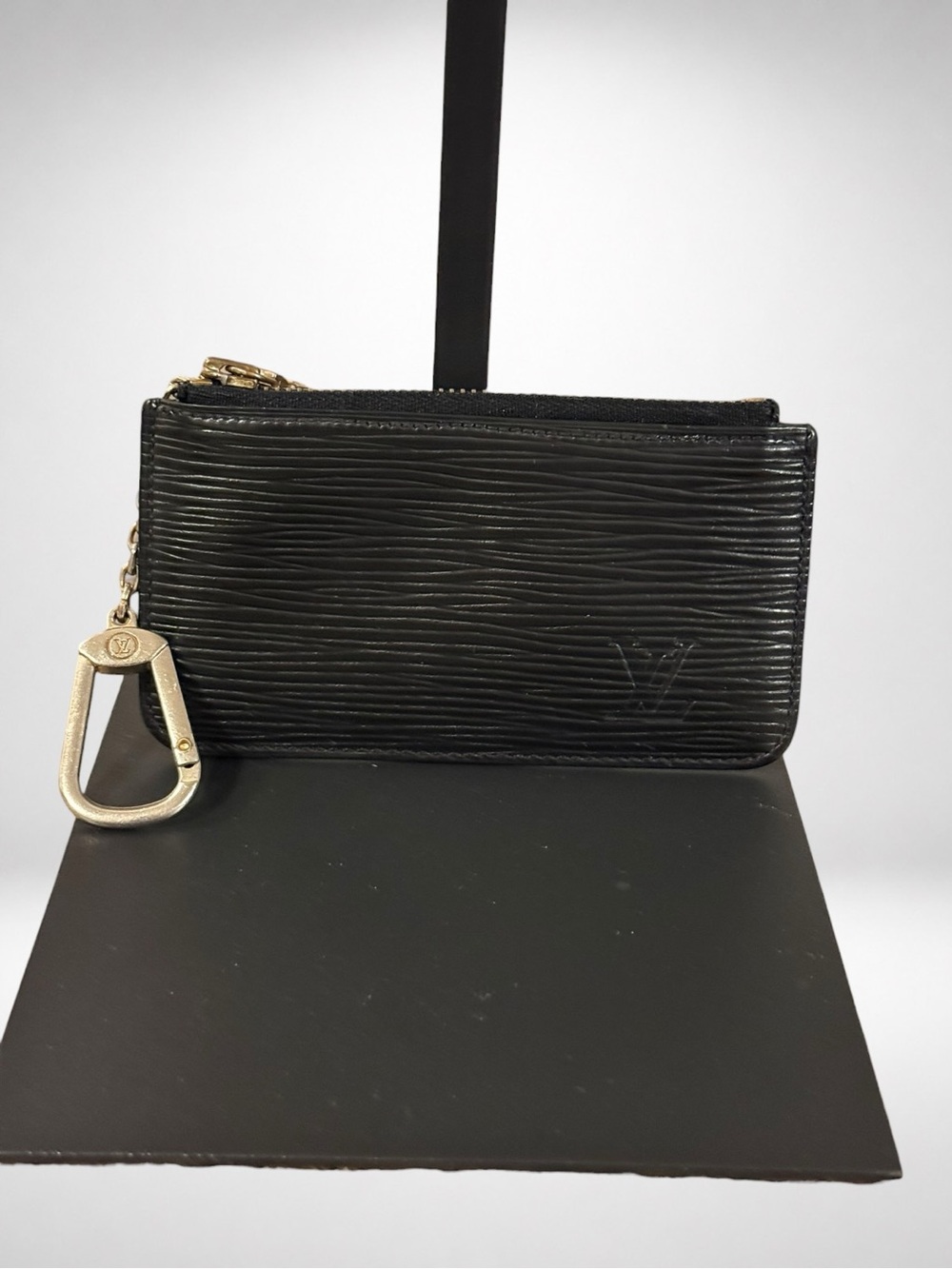 Louis Vuitton Authentic Epi Pochette Cles Black Key Pouch Coin Purse Wallet